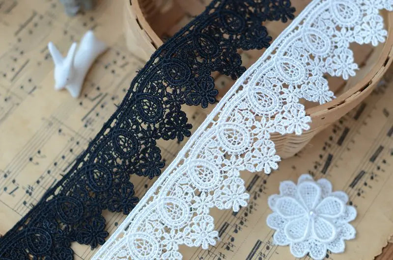 4.2CM Wide White Black Water Soluble Lace Exquisite Embroidered Fringe Ribbons Collar Trim Curtains Dress DIY Sewing Supplies