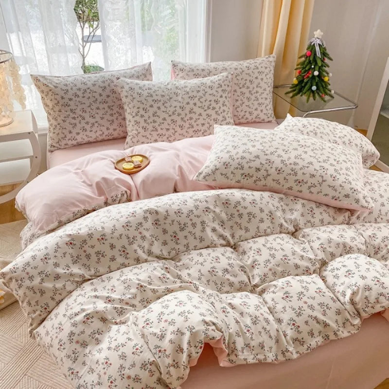 2025 new 3-piece cartoon heart-shaped plant floral print set, a duvet cover and a pair of pillowcases (no padding)
