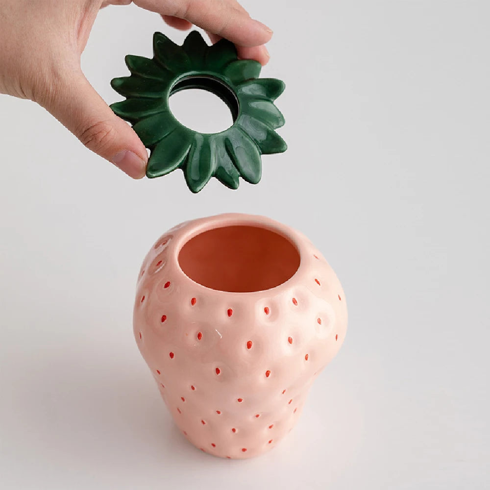 Strawberry ceramic vase, flowerpot, living room, home decoration and ornaments