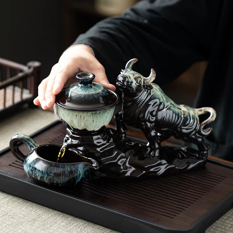 1 set of creative lazy tea set, semi-automatic cow teapot, magnetic rotating water guide, Chinese Kung Fu tea set