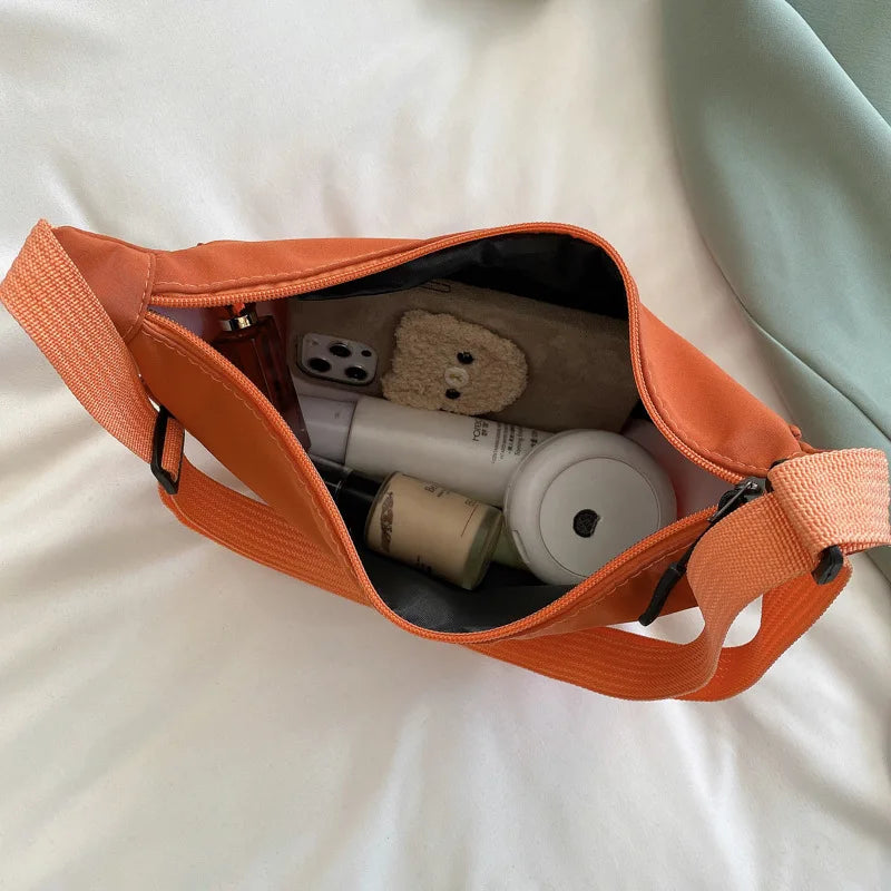 1pc Trdni barvni najlon za ženske velike zmogljivosti potovanja s križiščem križ pol luna dnevna ulica Fanny Pack pasu vrečka