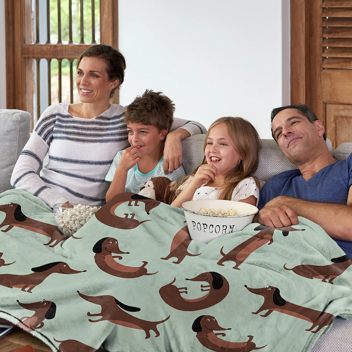 The Dachshund Pose Blanket Printed Throw Blanket Plush Fluffy Flannel Fleece Blanket Soft Throws for Sofa Couch and Bed