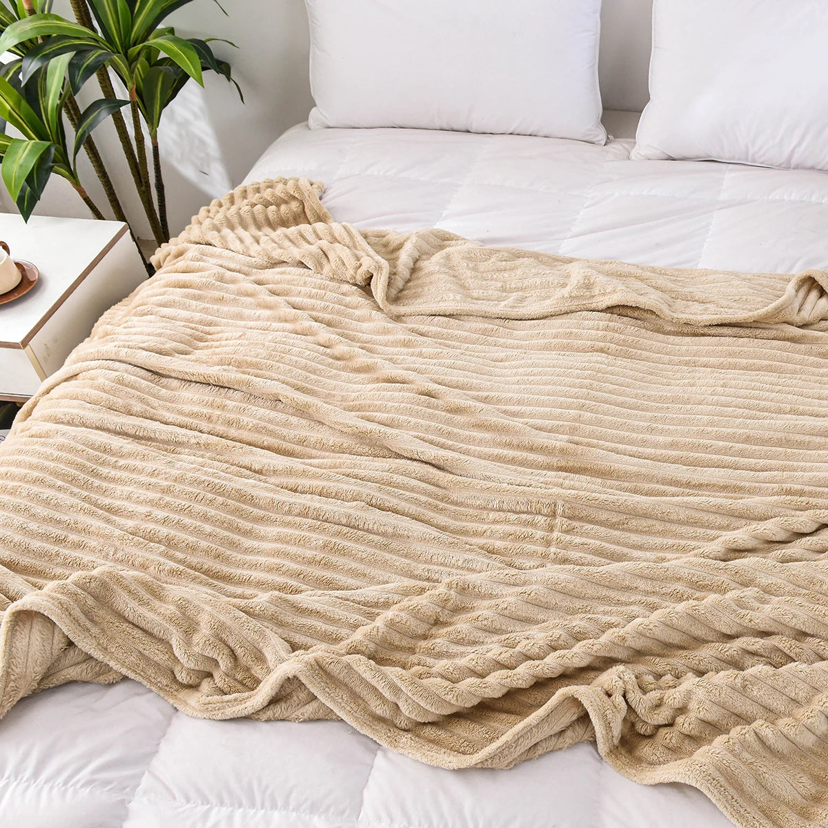 Coperta in flanella tinta unita da 1 pezzo, morbida e calda, per divano, divano, letto da ufficio, campeggio, viaggio, coperta regalo multiuso
