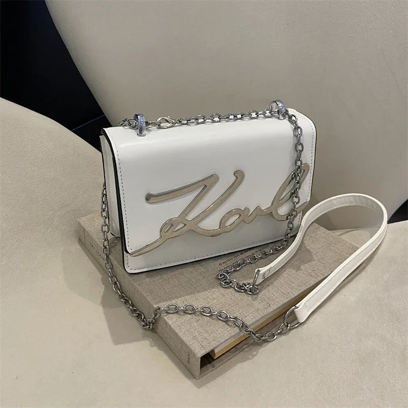 Candy Colored Fashionable Ladies Chain Crossbody Bag Versatile Commuter Shoulder Bag PU Leather Medium Hardness Zipper Opening