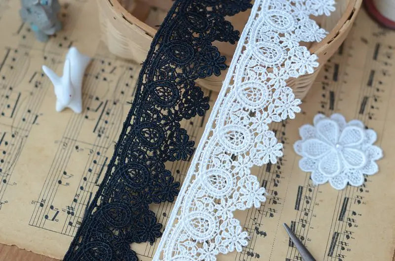 4.2CM Wide White Black Water Soluble Lace Exquisite Embroidered Fringe Ribbons Collar Trim Curtains Dress DIY Sewing Supplies
