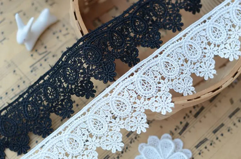 4.2CM Wide White Black Water Soluble Lace Exquisite Embroidered Fringe Ribbons Collar Trim Curtains Dress DIY Sewing Supplies
