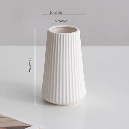 White, simple and modern ceramic vase, living room flower arrangement, light luxury and high-end feel, earthenware jar, table de