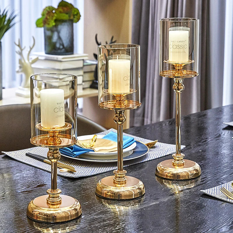 1pc Golden Glas Käerzenhändler fir Pillar Candle Käerzesthausen fir Iessen Table Hochzäitsuntersevenementer, déi de Decoor sinn