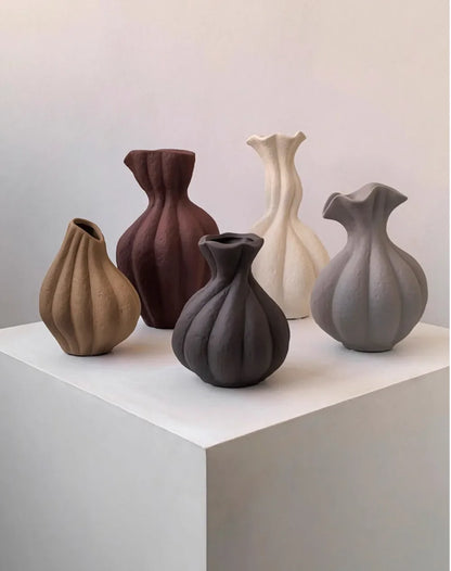 Livetai Wabi-Sabi Handmade Ceramic Vase, Organic Artistic Flower Pot for Living Room, Study & TV Console, Modern Boho Decor