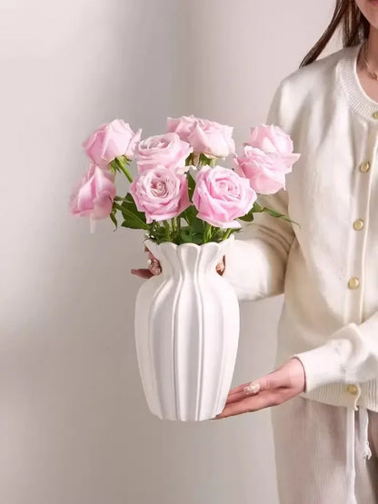 Nordic Retro Gold Painted Cream White Ceramic Vase Living Room Coffee Table Flower Arrangement Vase  Girl Flower Pot  Home Decor