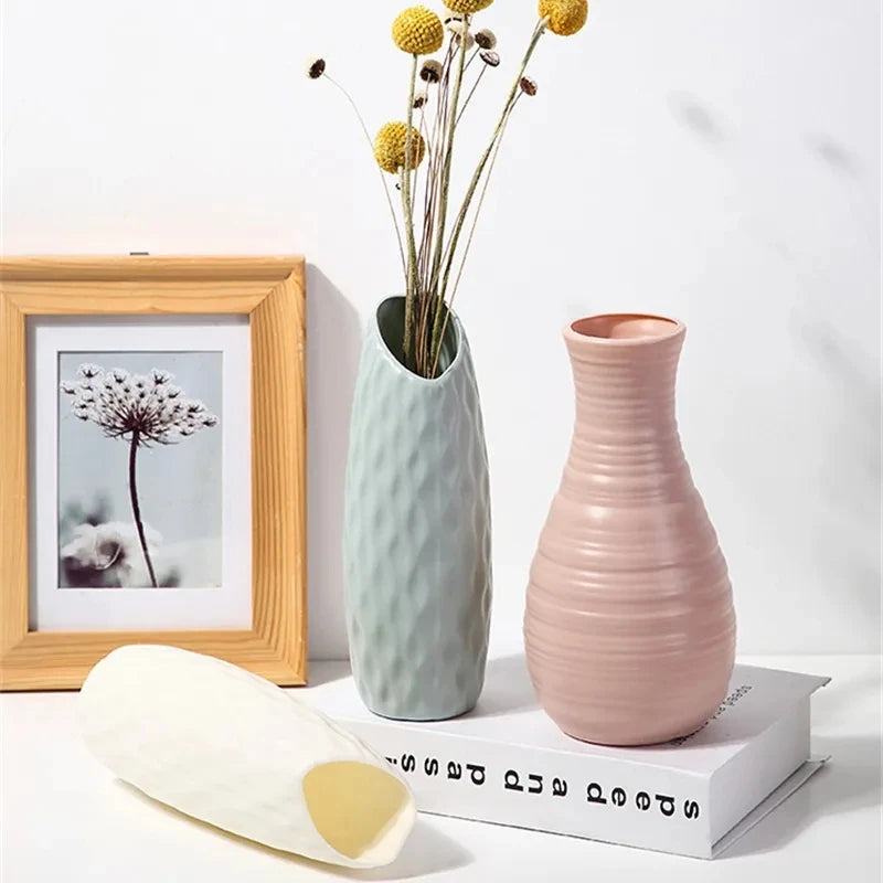 1pc Vase en plastique nordique simple petite bouteille de rangement de pot à fleurs fraîches pour les fleurs salon décorations de maison modernes ornements