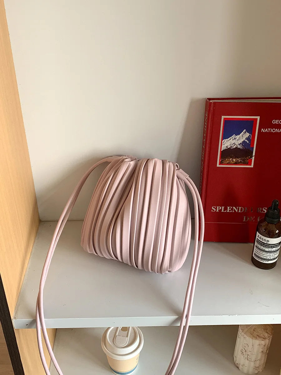 Summer Fashion New Crossbody Bag Women's PU Single Shoulder Mini Bag Luxury Versatile Pleated Casual Small Square Bag