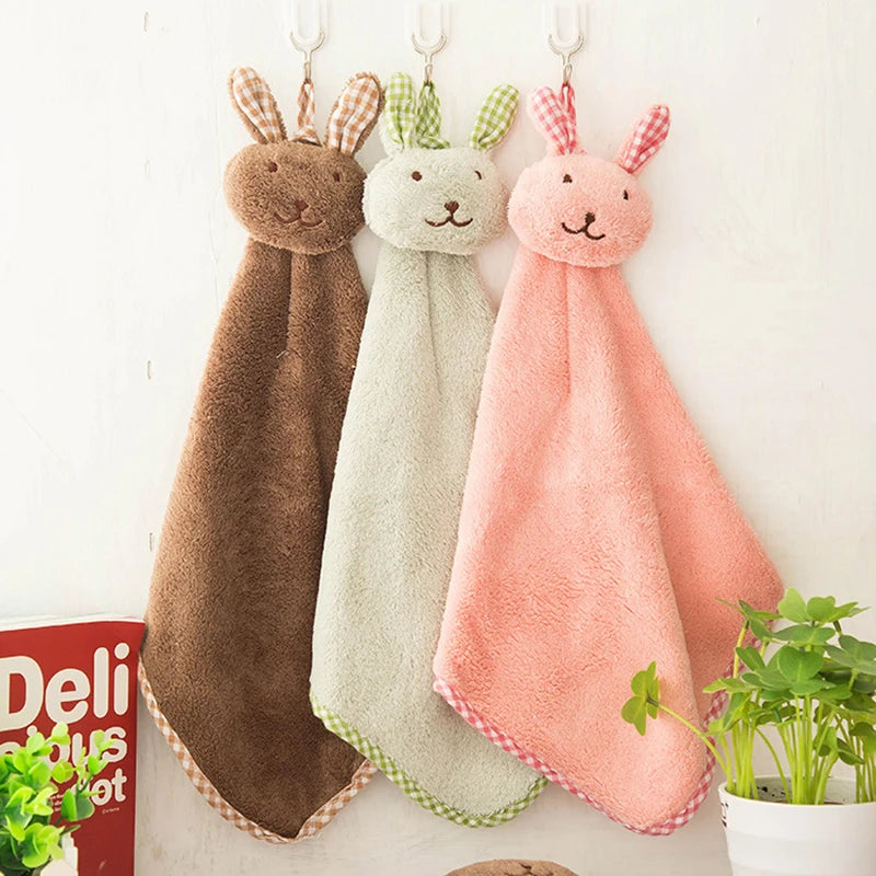 Asciugamano a mano 1pc sospeso carino cartone animato animale pratico cucina peluche morbida bagnomaglietta per la pulizia della cucina per la pulizia domestica