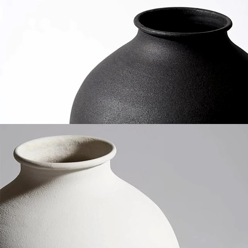 Matte Black Metal Vase, Ideal for Dried Flowers Gift for Wedding Home Spa Votive Candle Gardens Home Living Room Decoration Home