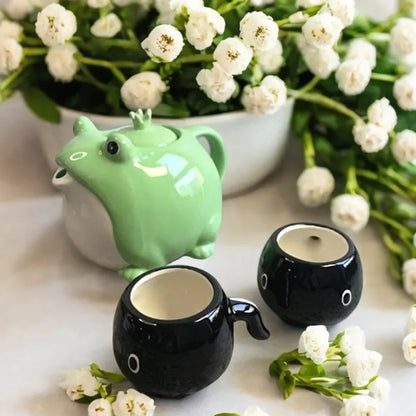 Green Frog Black Tadpole Shaped Japanese Style Teawear Set Creative Porcelain Cute Ceramic Teapot and 2 Tea Cups Sets for Kids