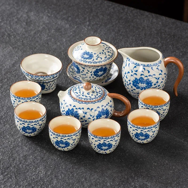 Upscale Tea Sets Ceramic Kung Fu Teaset Teacup Porcelain Service Gaiwan Tea Cups Mug of Tea Ceremony Teapot