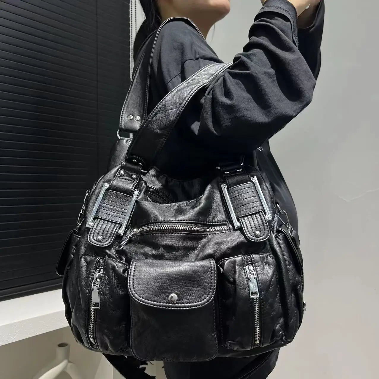 Women's Fashion Y2K Hot Girl Motorcycle Bag Old Lychee Pattern Multi-Pocket Shoulder Crossbody Bag
