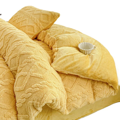 1Pcs 2025 new tower hibiscus milk fleece quilt cover autumn and winter thickened warm solid color quilt cover, no pillowcase