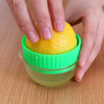 Manual Portable Citrus Juicer Kitchen Accessories Multifunction Fruit Orange Lemon Squeezer Mini Blender Tools