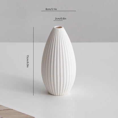 White, simple and modern ceramic vase, living room flower arrangement, light luxury and high-end feel, earthenware jar, table de