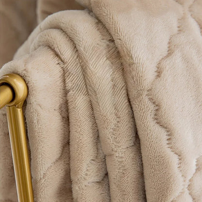 1pc Diamond-patterned warm-colored cold-proof and thermal curtain with light luxury French style - A must-have item for bedrooms