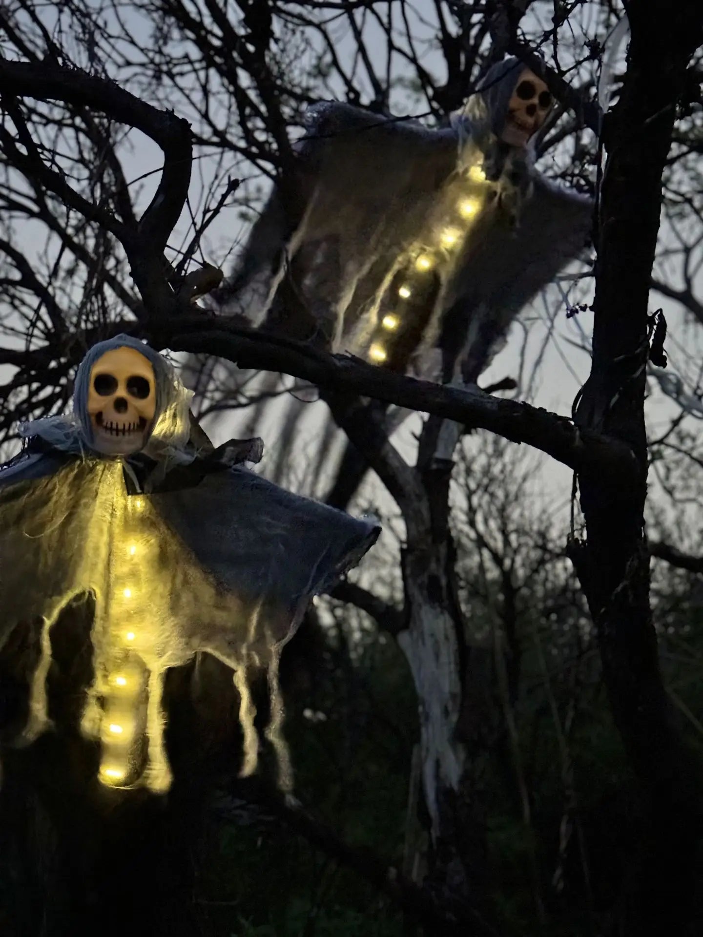 Halloween dekorace duch s LED Light Glow Visící lebky ozdoby pro vnitřní venkovní párty dekorace strašidelný dům rekvizity