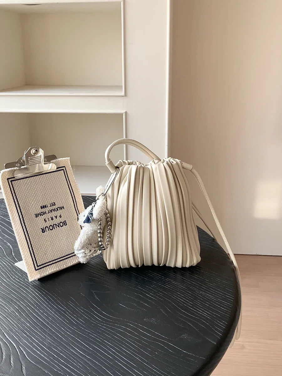 Summer Fashion New Crossbody Bag Women's PU Single Shoulder Mini Bag Luxury Versatile Pleated Casual Small Square Bag