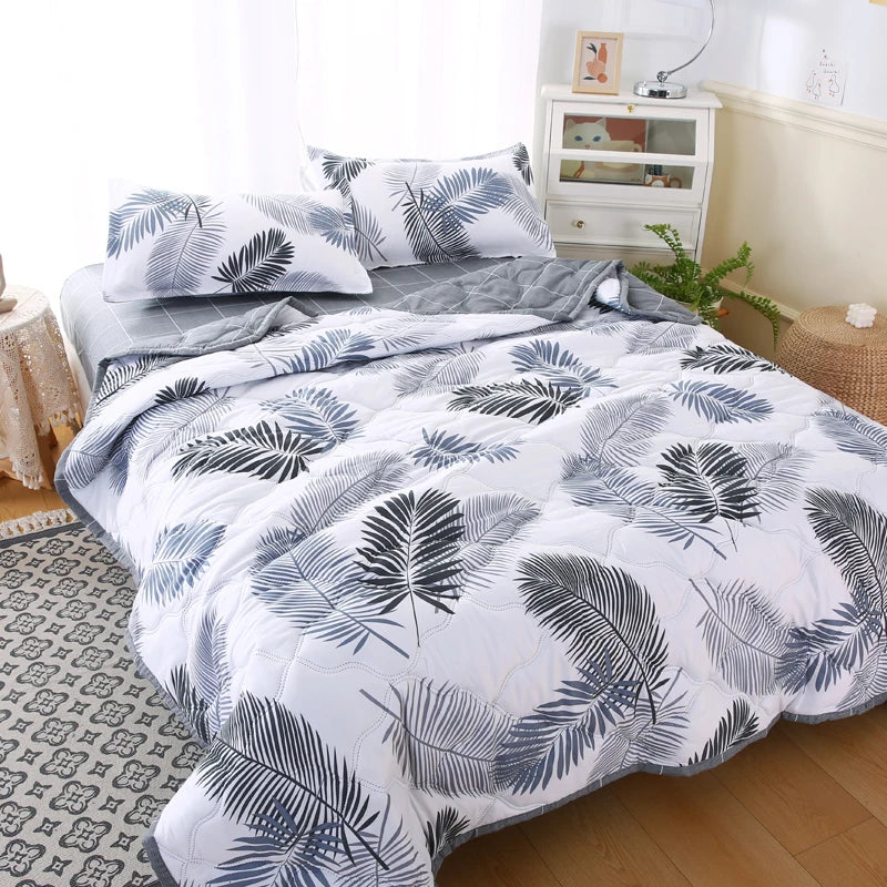 Daisy Printed Quilted Summer Quilt and Pillowcase or Single Quilts Soft Breathable Single Double Blanket Washable Thin Comforter