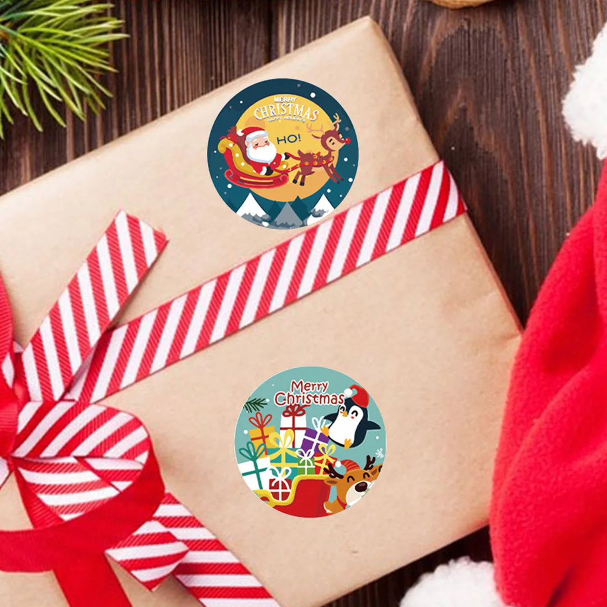 500 pcs autocolante de Crăciun fericit Cristmas pentru petreceri de Crăciun etichete de etichete Stickers pentru cadouri DIY Pachet de coacere Plic de papetărie Decor