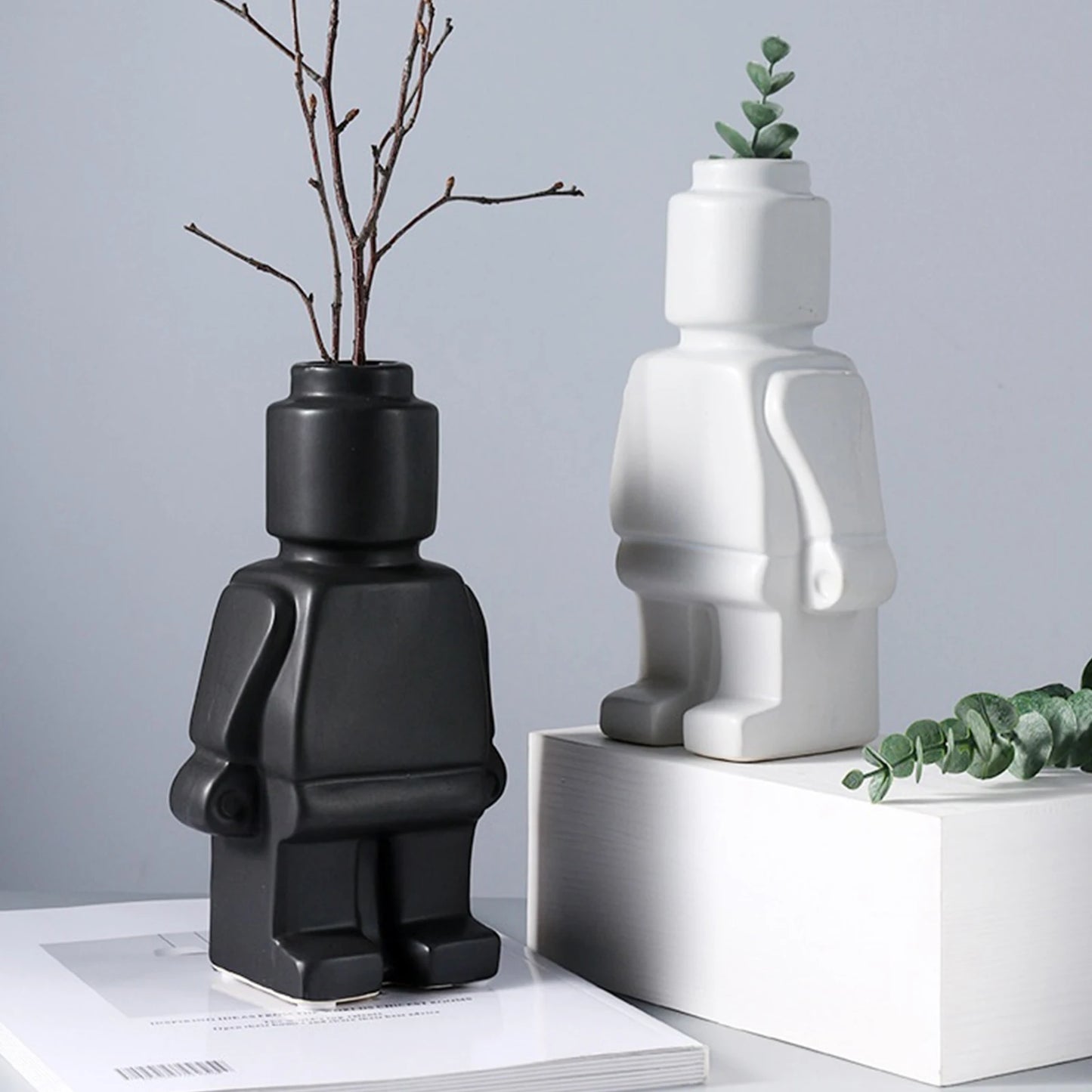 Statuie de rășină europeană Block Block Man TV Cabinet Desktop Vase Flori Accesorii pentru decorațiuni pentru locuințe pentru camera de zi