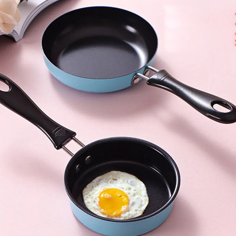 Mini Pan OMELET MAKER Hjem køkken Fried æg Pan Madlavning Non-Stick Pan med ikke-skridsikre udendørs bærbar køkkengrej