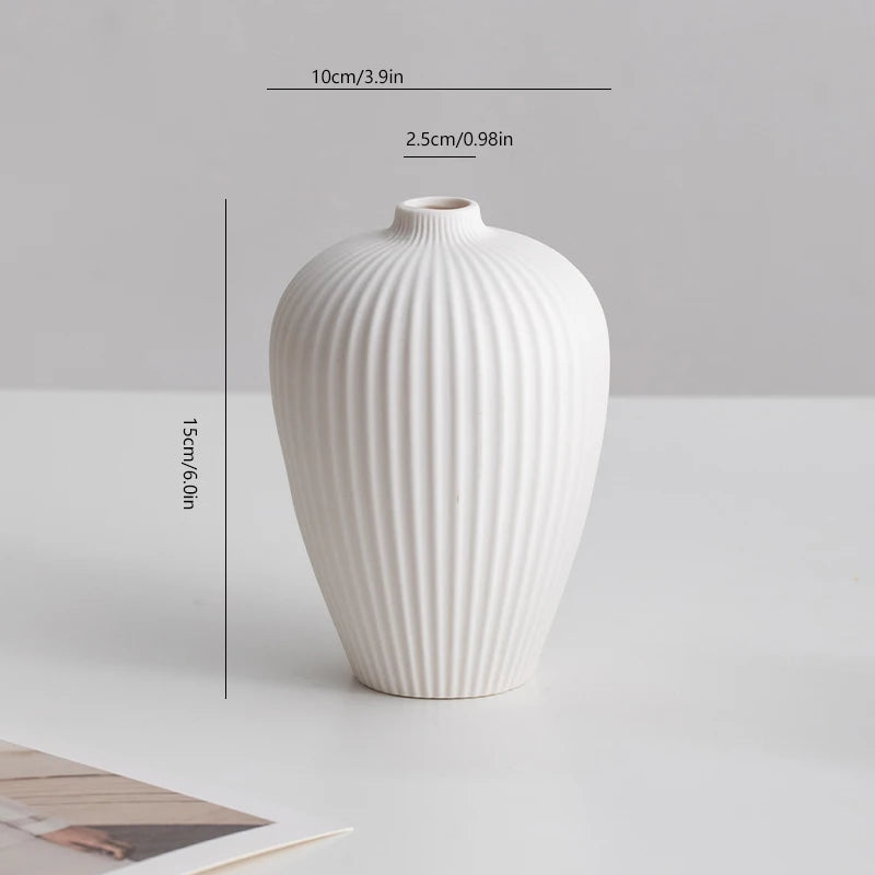White, simple and modern ceramic vase, living room flower arrangement, light luxury and high-end feel, earthenware jar, table de