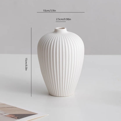 White, simple and modern ceramic vase, living room flower arrangement, light luxury and high-end feel, earthenware jar, table de