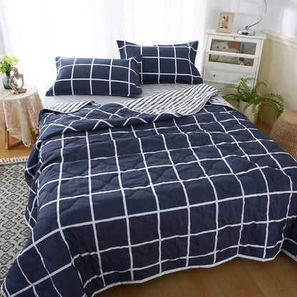 Daisy Printed Quilted Summer Quilt and Pillowcase or Single Quilts Soft Breathable Single Double Blanket Washable Thin Comforter