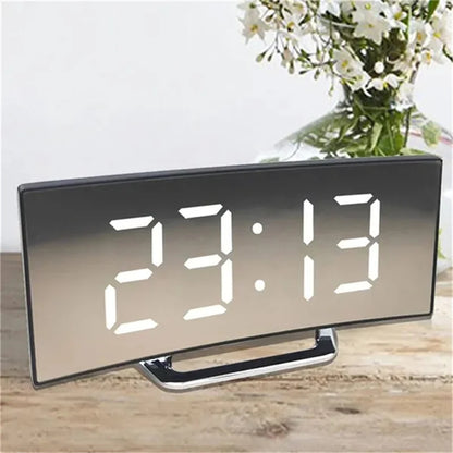 LED ALARM CLOCK PRODUKT CURVED CREAD Digital ALARM Auer mat Schlof Temperatur fir Studenten Daretroom Lycée