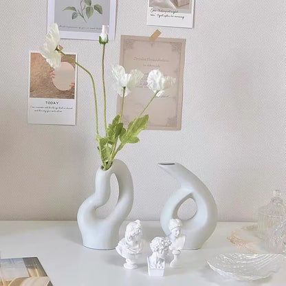 Nordic Creative White Vase Living Room Simple Ceramic Vase Decoration High End Art Glass Vase