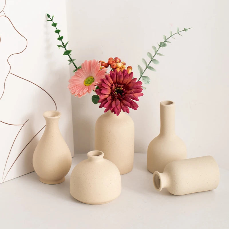 Nordic minimalist creative ceramic small flower vase for home, living room flower arrangement, green plants, tableware, dried fl