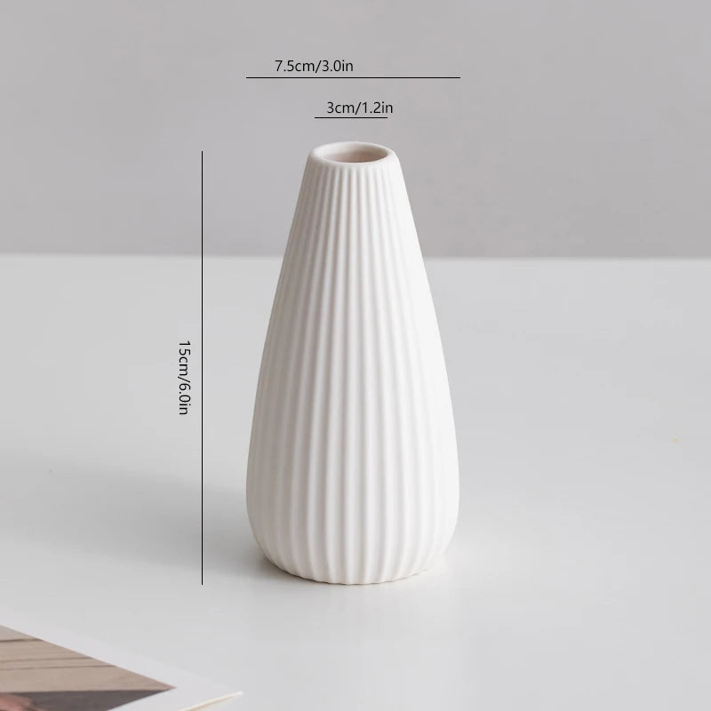 White, simple and modern ceramic vase, living room flower arrangement, light luxury and high-end feel, earthenware jar, table de