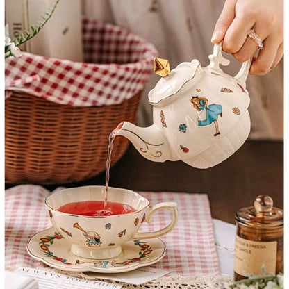 Luxury Gift Box Cup and Pot Girl and Rabbit Ceramic Teapot Coffee Cup Dish Set Birthday Gift Tea Pot Set