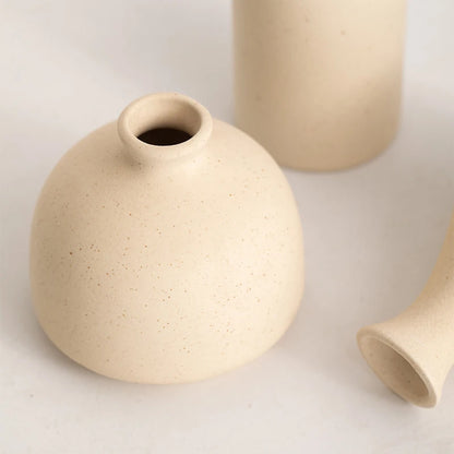 Nordic minimalist creative ceramic small flower vase for home, living room flower arrangement, green plants, tableware, dried fl