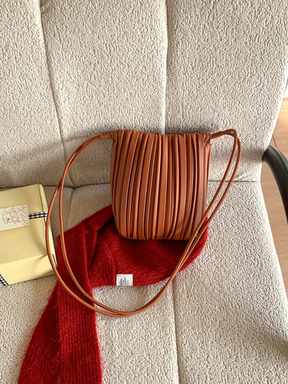 Summer Fashion New Crossbody Bag Women's PU Single Shoulder Mini Bag Luxury Versatile Pleated Casual Small Square Bag