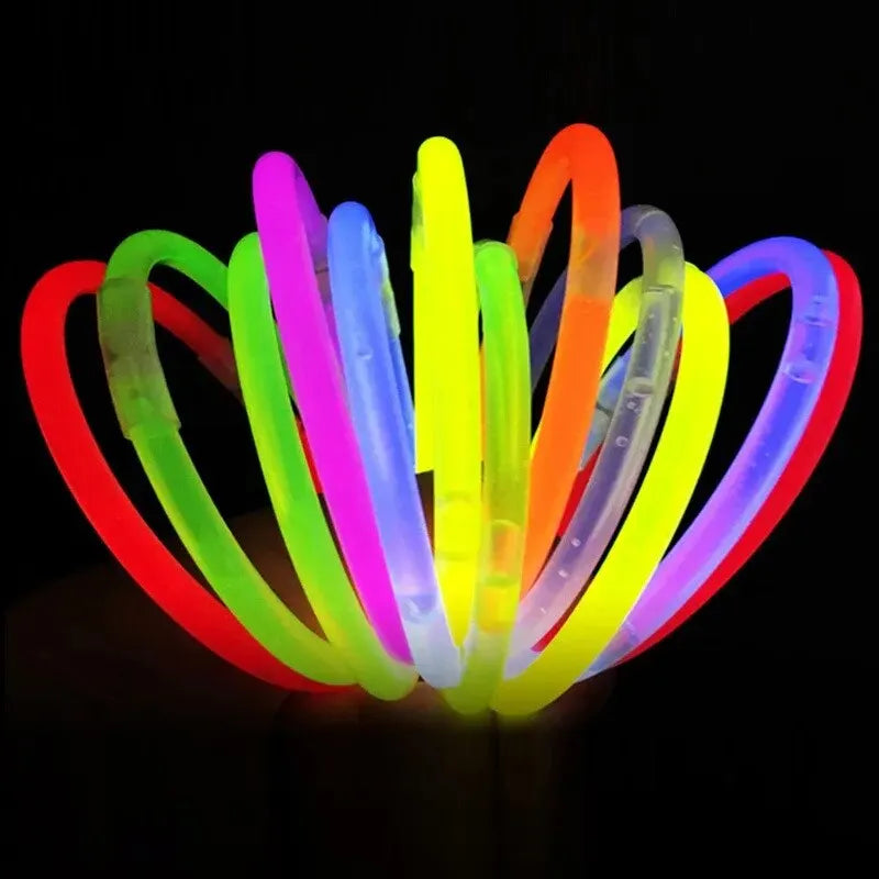 100pcs Night Glow Party Supplies com conectores, colares infantis ou de festas para adultos e pulseiras decoração de partidos brilho