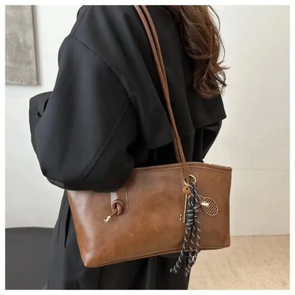 European American Retro Tote Bag, Korean Fashion Shoulder Bags Advanced Simple Handbag New Large Capacity Pendant Versatile Bags