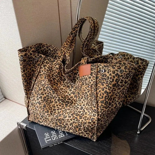 Leopard Muster Tote Bag Vintage Canvas Schëllerbau Moud Moud Minacar Kapazitéit Handgeschäft fir Schoul Aarbecht Shopping Shopping