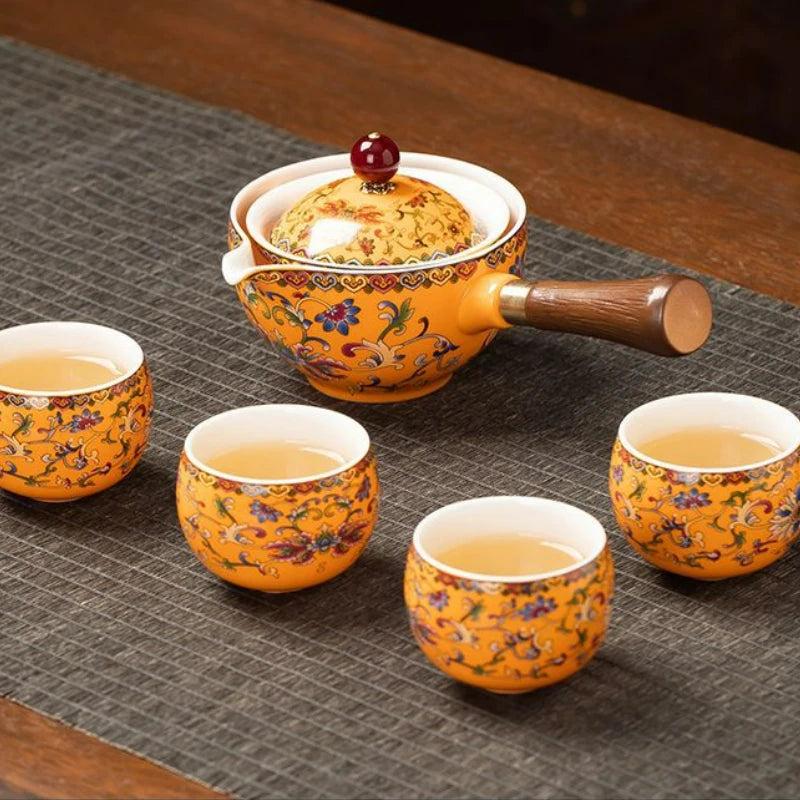 Chinese Kung Fu Ceramic Tea Set Portable 360 Rotation Teapot Travel Tea Set Creative Household Teacup Teaware Sets Gift Box