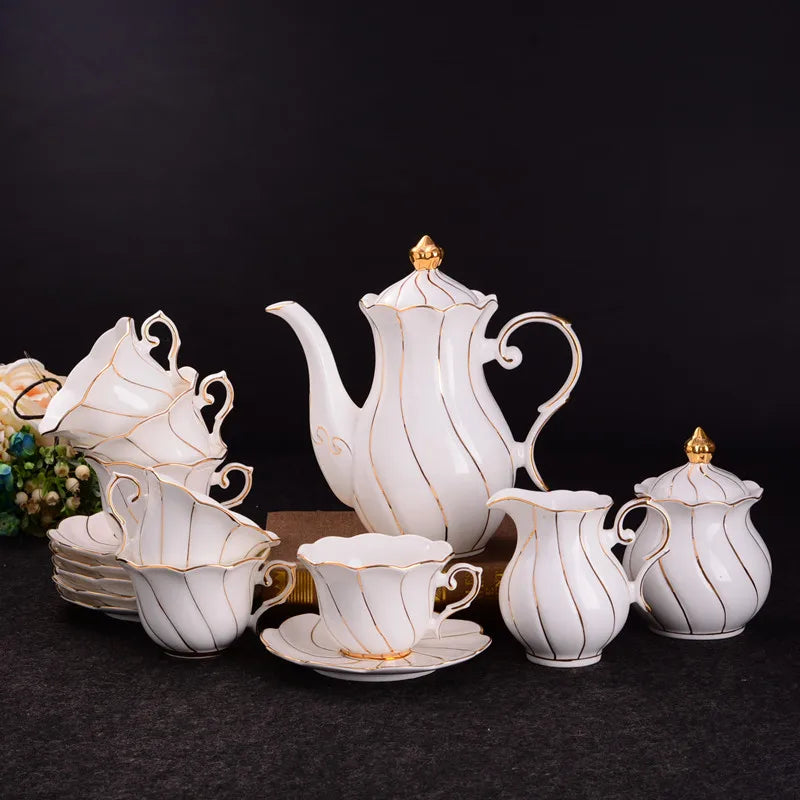 European TeaSet Porcelain Tea Set Gift Coffee Water Set Retro Coffee Cup Dish New Bone China Teacup Set
